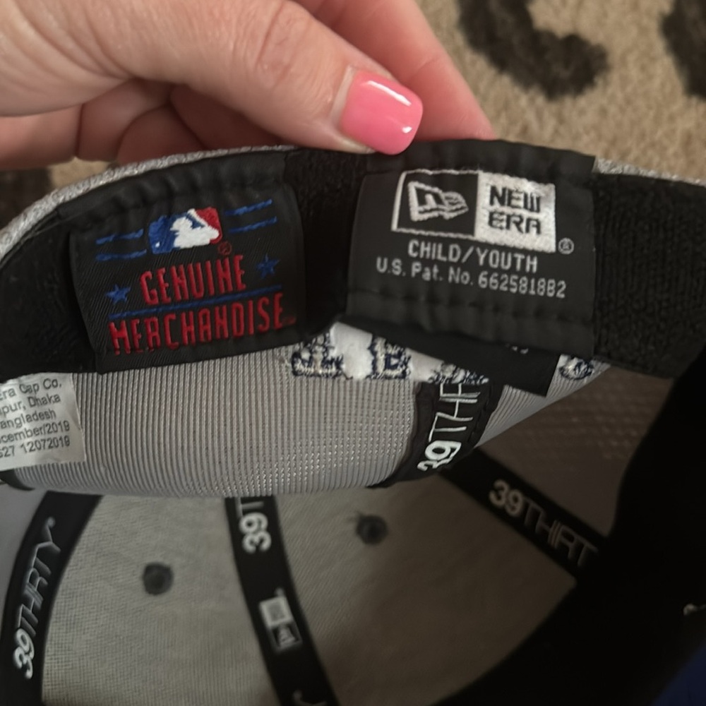 Texas Rangers Hat - Picture 4 of 6